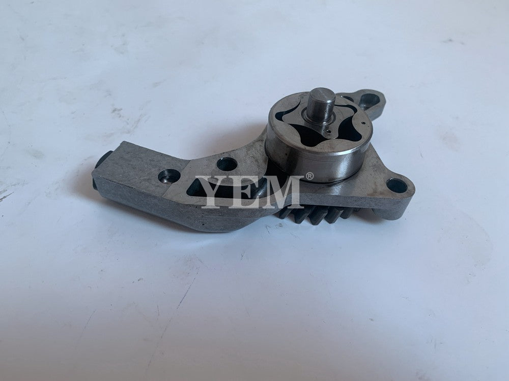 Oil Pump For Yanmar 2TNE68 Engine parts