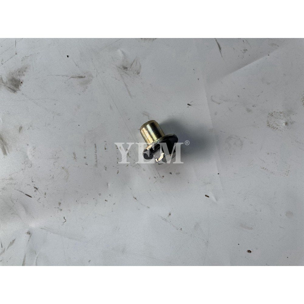 3TN82 Valve Chamber Cover Bolt For Yanmar Engine parts