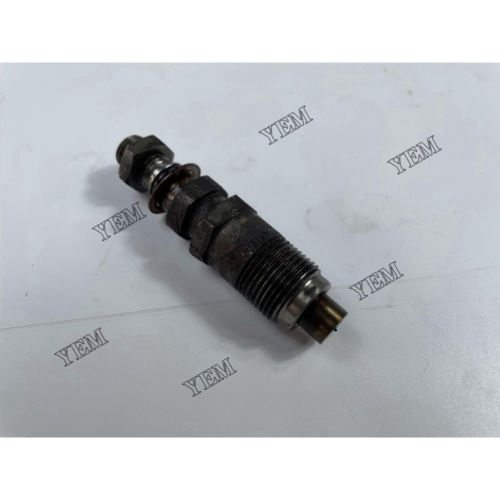 Fuel Injector For Yanmar 3TNA68 Engine parts