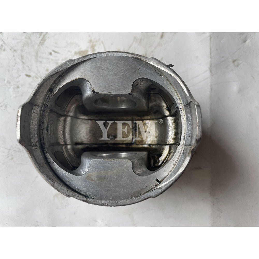 Piston For Yanmar 3TNM72 Engine parts