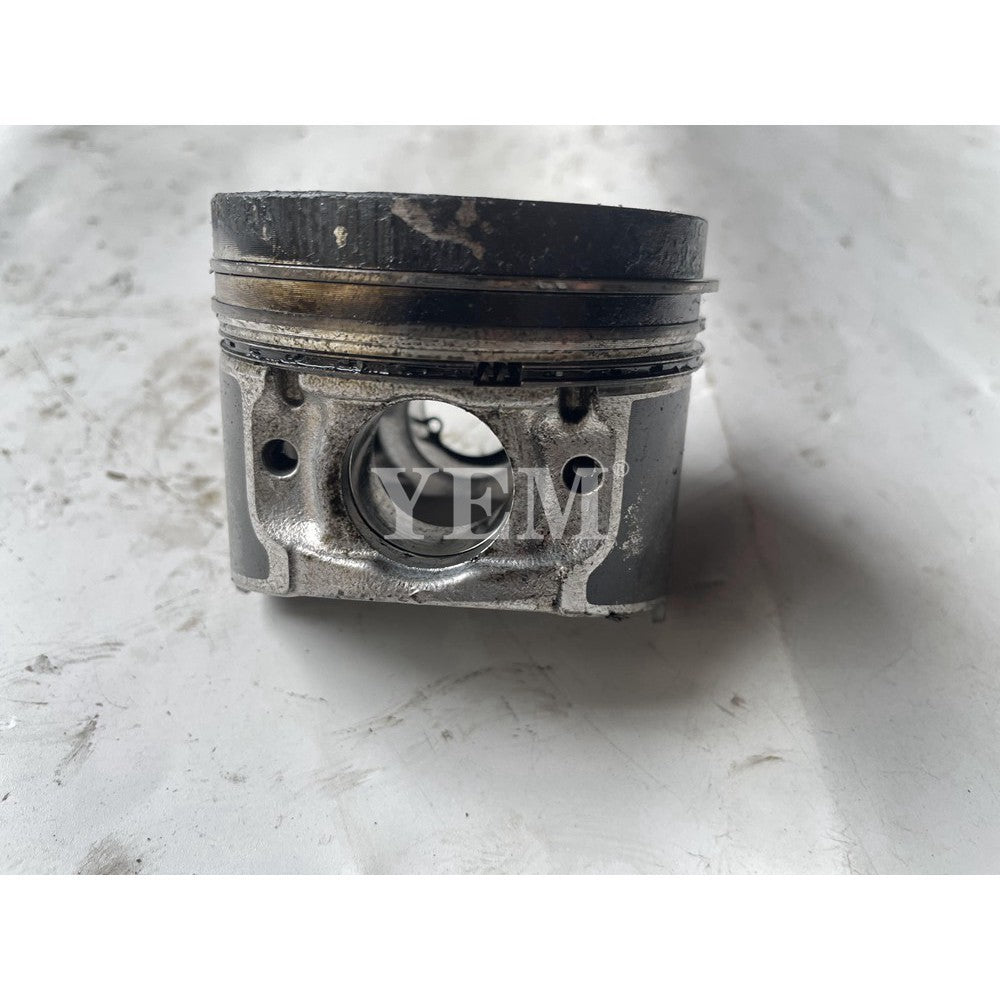 Piston For Yanmar 3TNM72 Engine parts