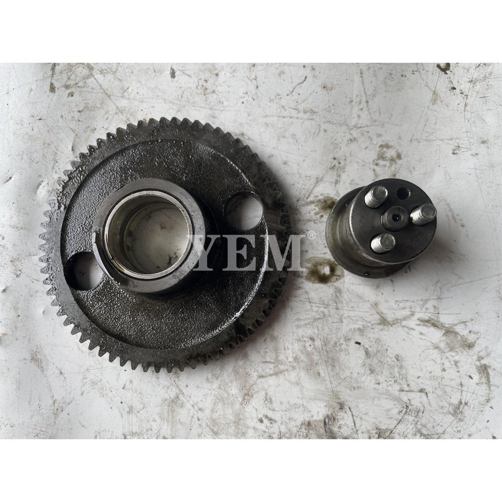 overrunning clutch teeth + shaft For Yanmar 3TNM72 Engine parts