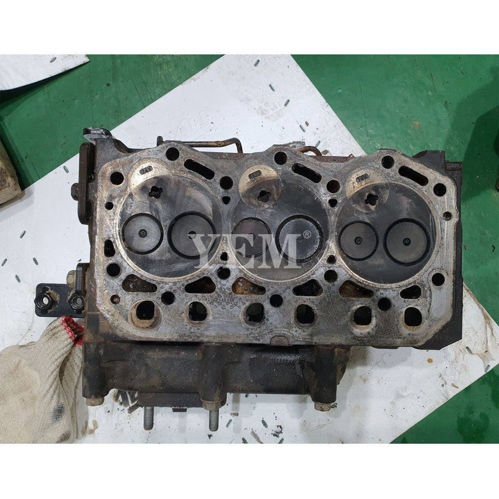 Cylinder Head For Yanmar 3TNV74 Engine parts