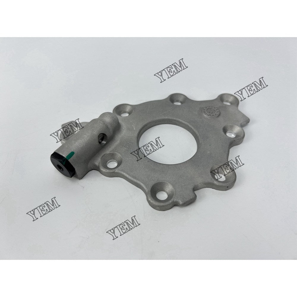 119717-32100 Oil Pump Cover For Yanmar 3TNV76 Engine parts