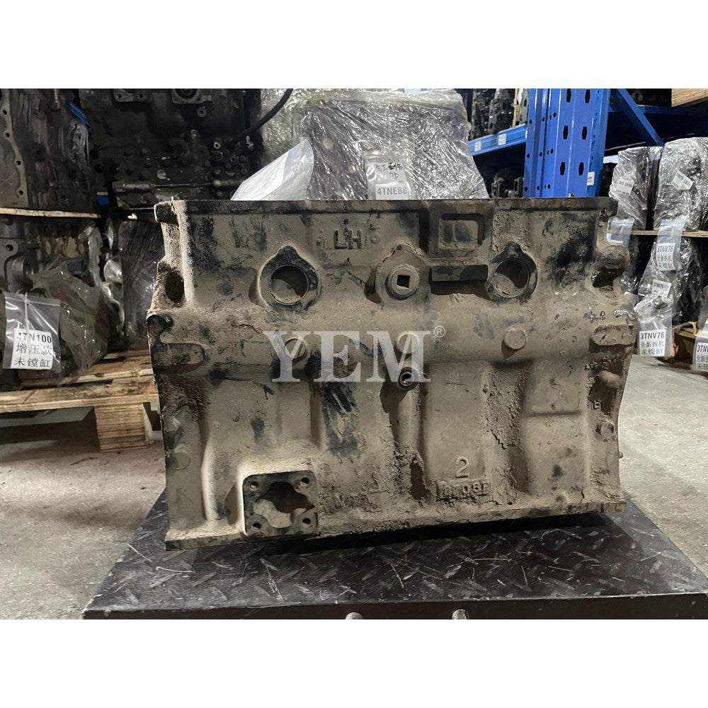 Cylinder Block 4TNE100 For Yanmar Engine parts