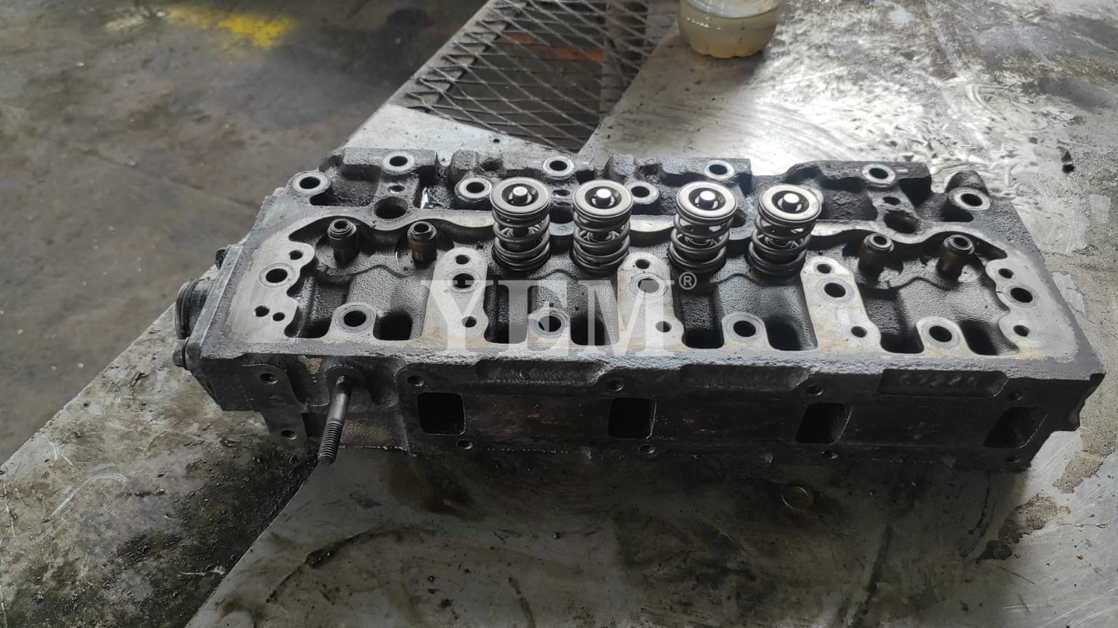 Cylinder Head 4TNE86 For Yanmar Engine parts