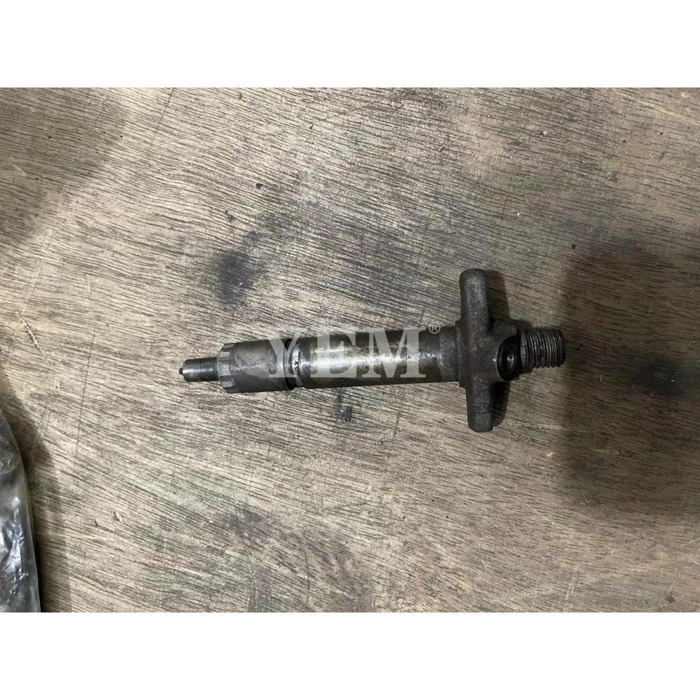 Fuel Injector For Yanmar 4TNV100 Engine parts