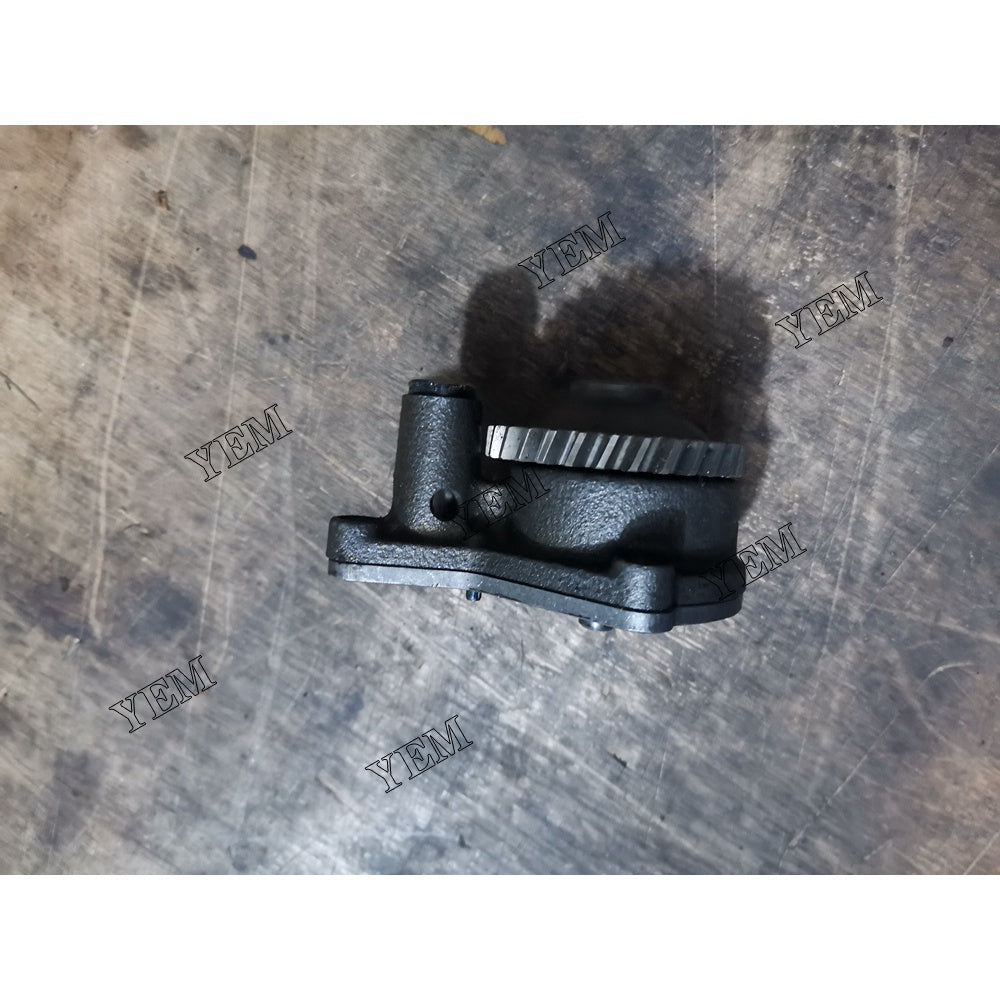 4TNV86 Oil Pump For Yanmar Engine parts